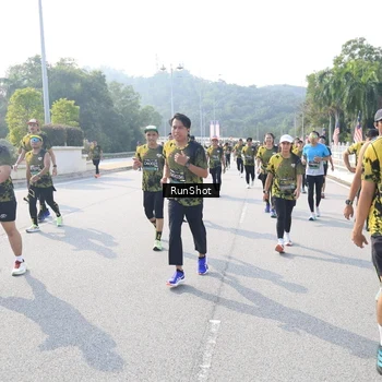 Runner Photo 6928454