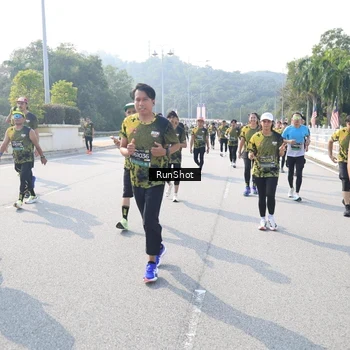 Runner Photo 6928458