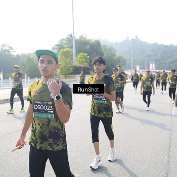 Runner Photo 6928479