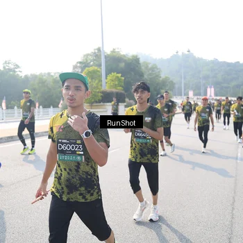 Runner Photo 6928481