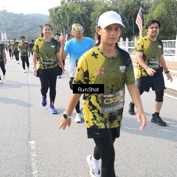 Runner Photo 6928484