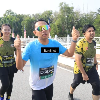 Runner Photo 6928493