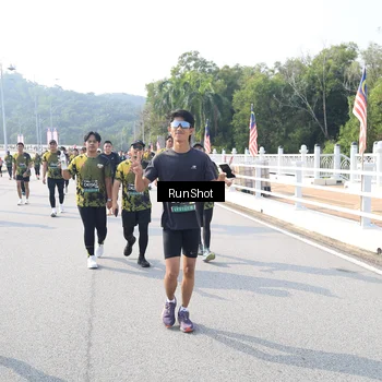 Runner Photo 6928508