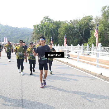 Runner Photo 6928510