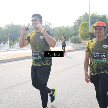 Runner Photo 6928521
