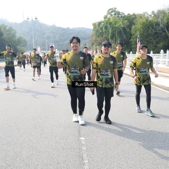 Runner Photo 6928525