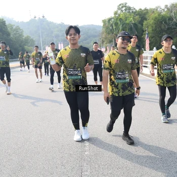 Runner Photo 6928536