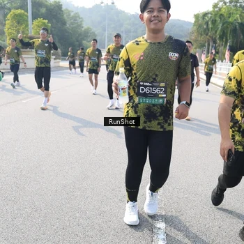 Runner Photo 6928539