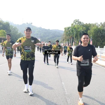 Runner Photo 6928560
