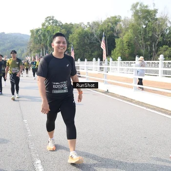Runner Photo 6928562