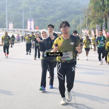 Runner Photo 6928567
