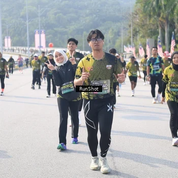 Runner Photo 6928568