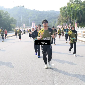 Runner Photo 6928570