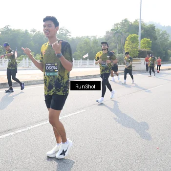 Runner Photo 6928577
