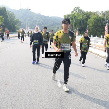 Runner Photo 6928579