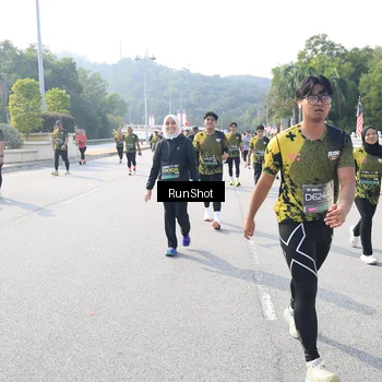 Runner Photo 6928580