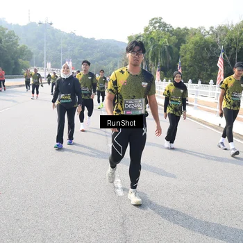 Runner Photo 6928581