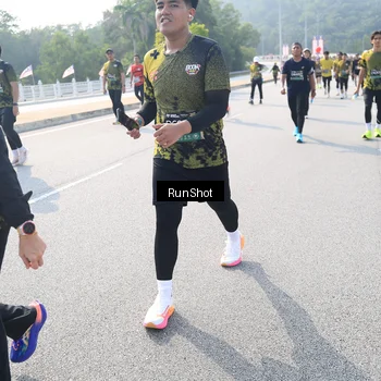 Runner Photo 6928615