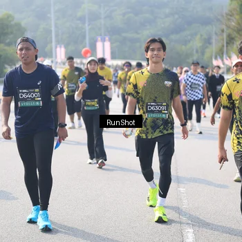 Runner Photo 6928619