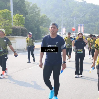 Runner Photo 6928623