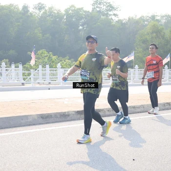 Runner Photo 6928634