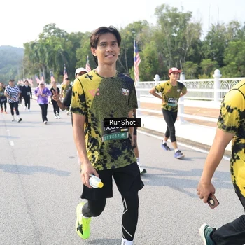Runner Photo 6928655