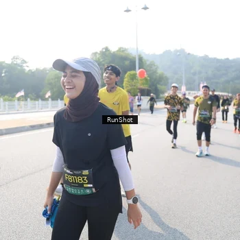 Runner Photo 6928687