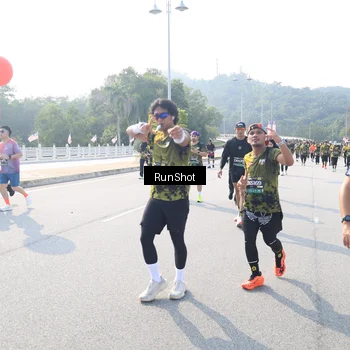 Runner Photo 6928711