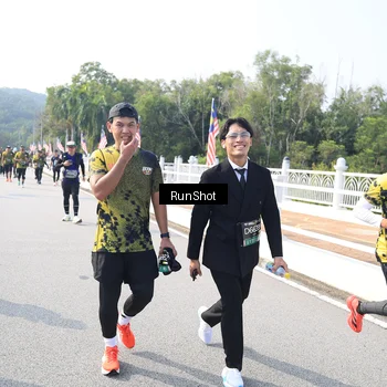 Runner Photo 6928726