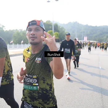 Runner Photo 6928727