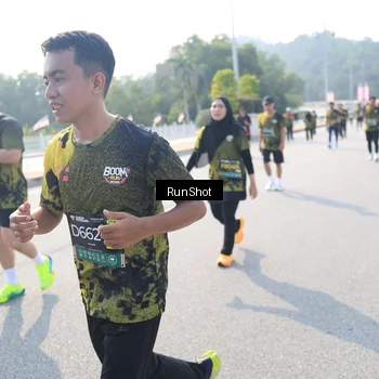 Runner Photo 6928730