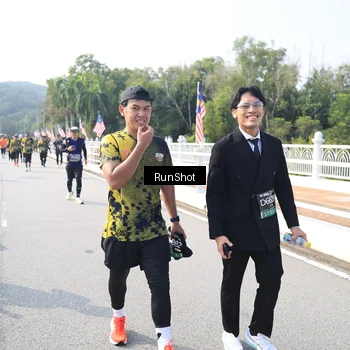 Runner Photo 6928731