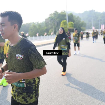 Runner Photo 6928732