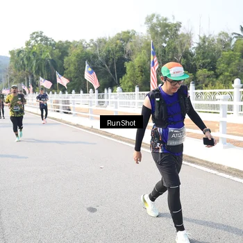 Runner Photo 6928749