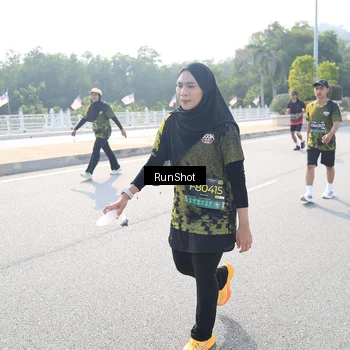 Runner Photo 6928750