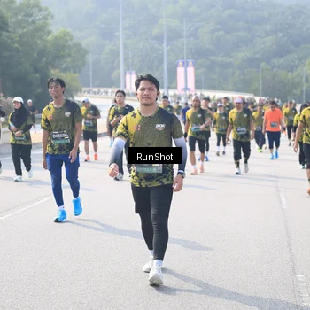Runner Photo 6928756