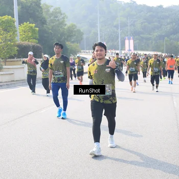 Runner Photo 6928763