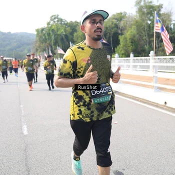 Runner Photo 6928769