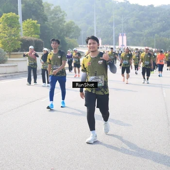 Runner Photo 6928770