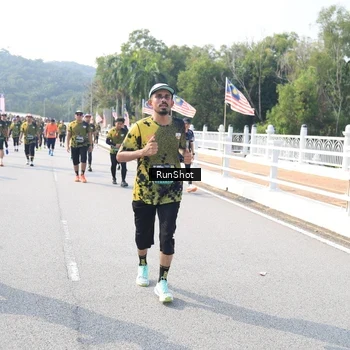 Runner Photo 6928773