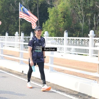 Runner Photo 6928782
