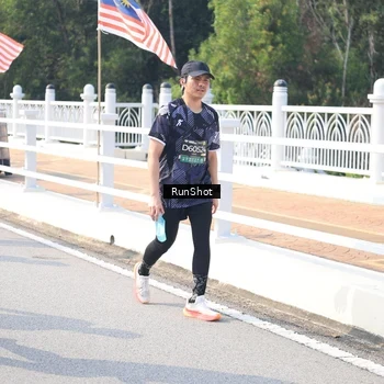 Runner Photo 6928784