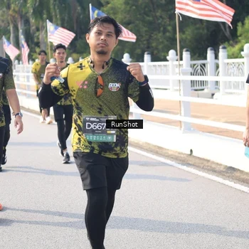 Runner Photo 6928786