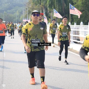 Runner Photo 6928791