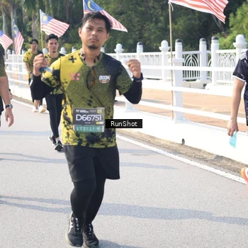 Runner Photo 6928793