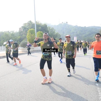 Runner Photo 6928814