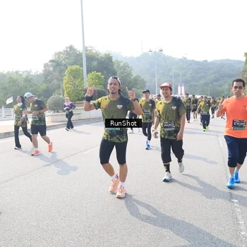Runner Photo 6928820