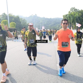 Runner Photo 6928824