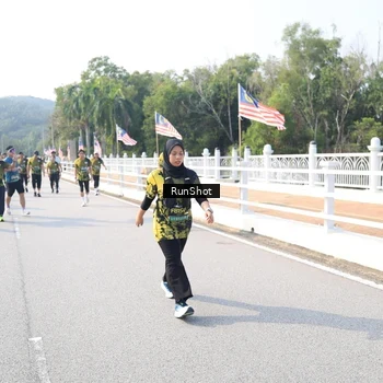 Runner Photo 6928828