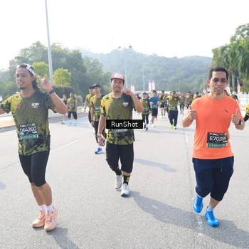 Runner Photo 6928829